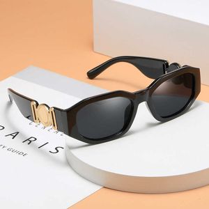 Женские/мужские дизайнерские солнцезащитные очки в стиле ретро с режущими линзами, градиентные квадратные Медузы, женские модные брендовые дизайнерские винтажные маленькие прямоугольные солнцезащитные очки Uv400