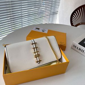 Luxuriöse Damen-Clutch-Taschen mit metallischem Buchstaben, kleine Kette, Handtaschen, Geldbörsen, luxuriöse Umhängetasche, erstaunliche Qualität mit Box