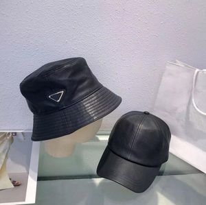 Fashionabla Desigenr hinkhattar för män Kvinnor Högkvalitativ PU -läderboll Caps Wide Brim Hat Brand Triangle Mark Letter Fisherman Hat Sunhat Fashion Accessories