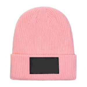 E-commerce for manufacturers to wholesale foreign trade new European and American men's wool hats warm knit hats outdoor leisure hats.