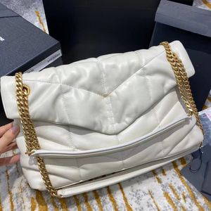 Designer väskor läder kvinnor axelpåsar klassiska crossbody lyxhandväskor koppling pursar dam märke tyg klaff plånbok guld silver svart kedja väska 089