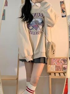 女性のパーカースウェットシャツ女性セット2023秋の韓国の印刷特大のクルーネックトッププリーツスカートティーンガールズ