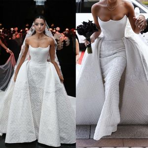 Sexy Mermaid Lace Wedding Dresses Strapless Appliques Bride Gowns With Train Backless Zipper Robe De