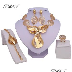 Configurações de jóias Fani Dubai Gold-Color Conjuntos de Luxo Marca Nupcial Conjunto Nigeriano para Mulheres Moda Africano Beads Design 201 Drop Delivery Dhl42