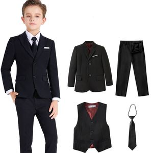 Suits pojkar färgglada formella 4 -stycken smala passformkläder kostym set jacka västbyxor och slips 230830