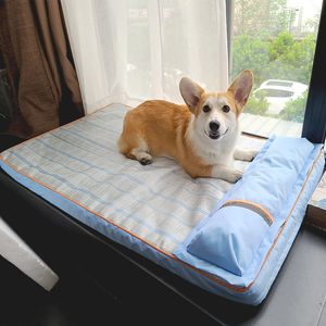 犬の犬の犬のベッド夏用犬のベッドと小さな中程度の大きな犬用枕パッド犬用犬用アイスシルクマット睡眠マット取り外し可能な洗えるペットベッド230831
