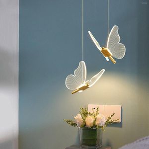 Lampy wiszące lampy motylowe LED Nordic Golden Bedside Lighting do salonu w sypialni wewnętrznej