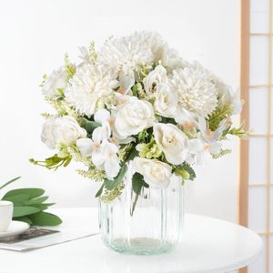 Dekorativa blommor Silk Roses Hydrangea Artificial Wedding Bouquet Vases for Home Decoration Accessories Christmas Garland Scrapbook