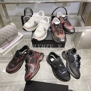 Designer casual skor kalvskinn reflekterande sneakers män kvinnor bomull tweed mocka sneaker tränare snörning lapptäcke plattform sneakers