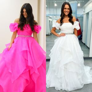 Puffhylsor prom klänning 2k23 ruffled kjol off-shoulder lång tävling formell kväll evenemang party runway svart slips gala bröllop gäst hoco klänning röd matta utsmyckad