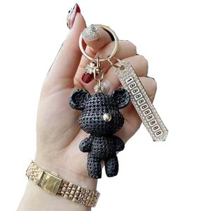 Net Red Anti-Loss Car Key Chain Kvinnlig Fashion Creative Söt utsökt björn Key Chain Female Par Ryggsäck Hängande ornament