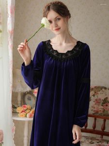 Women's Sleepwear Women Autumn Winter Vintage Velvet Lace Long Night Dress Pleuche Velour Robe Retro Royal Nightwear Romantic Nightgowns