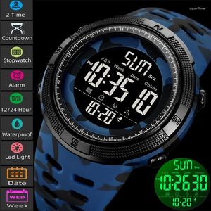 Bilek saatleri Skmei Marka Açık Mekan Dijital Saat Erkekler için Kadınlar Su Geçirmez Led Chrono Geri Sayım Stripwatch Electronic Reloj hombre