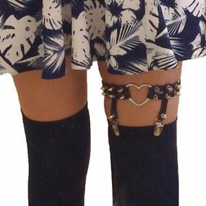 Garters Rock Pub Girls Garter Belt Rivets Harajuku Women Punk Leg Ring Thigh Harness Heart Adjustable Size Suspender