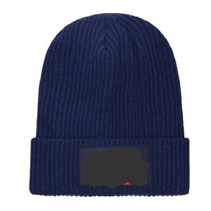 Explosions cross-border foreign trade knitted hats Europe and the United States pullover hat autumn and winter outdoor warm wool hat cold hat.