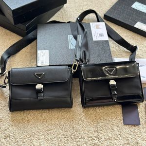 Designer Man Crossbody Bags Messenger Bag Fashion Woman Shoulder Cross Body New Black Nylon and Leather Phone Case Purses