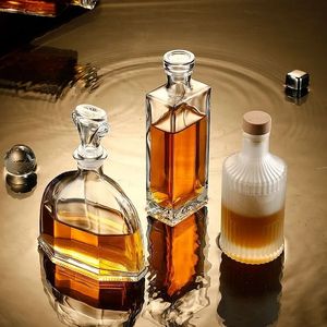 Barverktyg 500 ml diamantformad liten vinflaska med korkränder Whisky Brandy Vodka Shochu Fruit Wine Hip Flask Decanter 230831