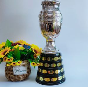 Obiekty dekoracyjne figurki Copa Trophy Cup Cup Puchar Piłki Nożnej Piłka nożna 60 cm wysokość pamiątki Nagrody dla mistrzów 230830