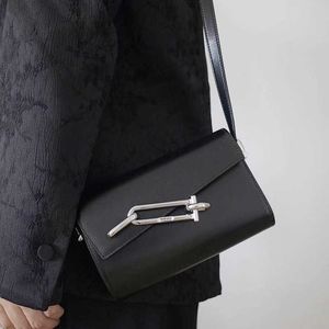 Tadfab axelväskor kvinnors låsbox väska svart små fyrkantiga modemän design crossbody väskor underarm handväska 230831