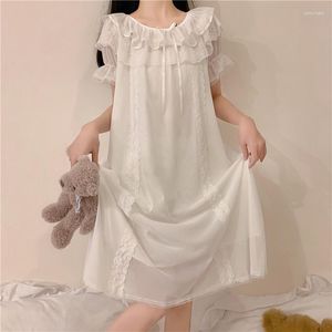 Kvinnors sömnkläder Princess Kvinnor Lolita Nightie White Lace Mesh Peignoir Fairy Night Dress Victorian Vintage Nightgown Kawaii Nightdress