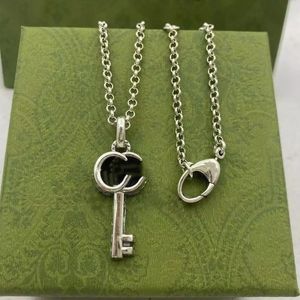 Designer Stainless Steel Couple Necklace Men's and Women's Pendant Necklace Party Birthday Gift with box