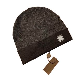 Designer gorro chapéu masculino e feminino tendência de moda outono e inverno quente combinando roupas estilo quente