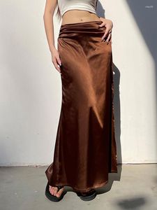 Spódnice Jyate Brown Satin Silk Women Women Korean Fashion High talia Podzielone biuro długa spódnica 2023 Summer Elegant Ladies Club Maxi