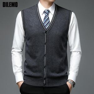 Mäns västar toppkvalitet Autum mode varumärke 6% ull Cardigan tröja V Neck Knit Vest Men Solid Trendy Sleeveless Casual Men Clothing 230301
