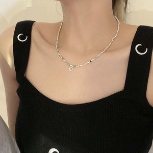 Collares pendientes Collar de piedra lunar para mujer Colgantes de corazón Cadena de dijes Gargantillas Chica dulce Con cuentas Joyería personalizada Fabricación de cuentas