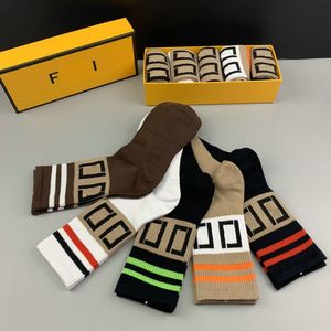 Designers men's and women's socks five pairs of luxury sports spring and winter letter printing F socks embroidered cotton socks men and women with boxes.