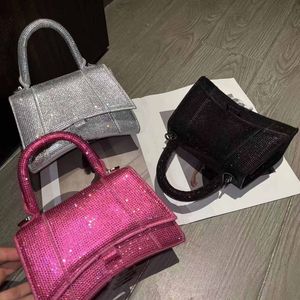 Strass Hourglass Bag Mini Shoulder Bags Shimmer Crossbody Crescent Bag Bolsas Femininas Hobo Clutch Bolsas Femininas Couro Full Water Drill Evening Pouch Quality