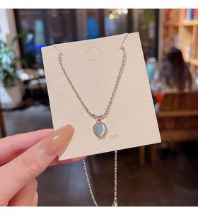 Pendant Necklaces Fashion Silver Plated White Moonstone Luxury Women Jewelry Clavicle Chain Short Necklace