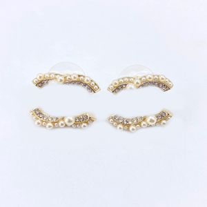 Banhado a ouro 18K Prata 925 Designers de marca de luxo 18 estilo Letras Stud geométricas mulheres famosas cristal strass pérola brinco festa de casamento jóias