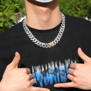 Kedjor isade ut miami kubansk länkkedja guld silver män hip hop halsband smycken 16 tum 18 tum 22 tum 24 tum 18mm T230303