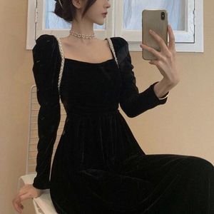 Casual Dresses Autumn Retro Black Midi Women Elegant Velvet Ladies Long Sleeve Pure Collor Vintage Korean 230301