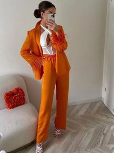 Pantaloni a due pezzi da donna Abbigliamento donna Moda Raso di seta Blazer Cappotto monopetto vintage arancione Maniche di piume Capispalla Top alla moda9886 230228