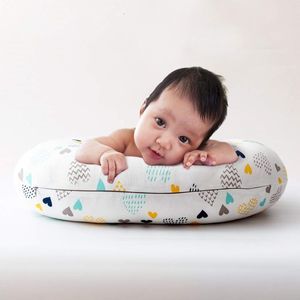 Kuddar HX5D 2 PCS Född Baby Nursing Pillow Case Maternity Ushaped ammande kuddefodral Infödande Mjölk Kudde täckning 230301