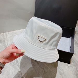 bucket hat Classic sunshade men and women Elegant charm fashion trend Good materials Casual four Seasons gift summer hat very good