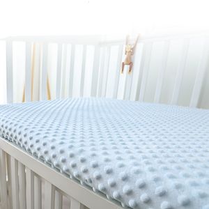 Sängkläder set flanell crib ark 12065 cm baby cot cradle madrass cover born pojkar säng linne monterade ark minky täcker 230301