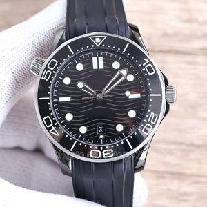 Herrenuhr, Herren-Designeruhren, hochwertige Armbanduhr, Kautschukarmband, Bio-Keramik-Lünette, wasserdicht, automatisches mechanisches Uhrwerk, Blcak-Gesicht, Taucher-Armbanduhren