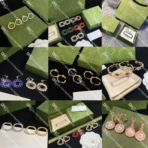 Klassisk guldhoppörhängen G Pendant Studs Simple Designer Interlocking Letter Earndrops With Box Lovers Birthday Present smycken