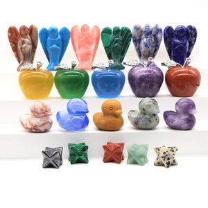 Objetos decorativos Figuras de 10pcs mistura mistura de estátua natural de cura de estátua de cristal figura geme pedras esculpida anjo wicca decoração de artesanato por atacado lote 230228