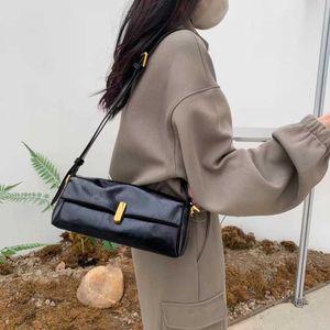 fashion Bags Women's Autumn and Winter Fashion High Sense Shoulder Bag Versatile Crossbody Bag for Work and Commuting 230301