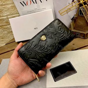 Mens Wallet Luxury Designer Purse Cowhide Long Clutch Bag V Handbag Embossed Wallets Passport Holders Card Holder Bags Zipper Bag Money