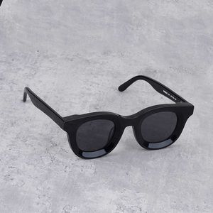 패션 다목적 클래식 흑백 선글라스 브랜드 디자이너 남성용 레트로 힙합 스타일의 태양 안경 21W16