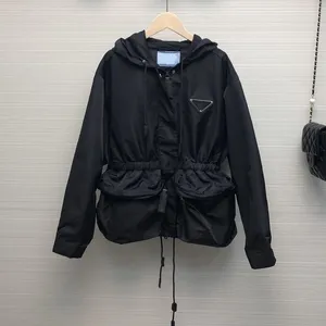 moda marka tasarımı bayan su geçirmez ceketler bahar 2023 bayanlar siyah belli ince kapüşonlu ceket açık hava rahat siper rüzgarlık kapüşonlu ceket üstleri