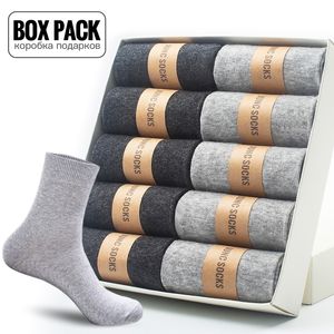 Men's Socks Box Pack Men's Cotton Socks 10PairsBox Black Business Men Socks Soft Breathable Summer Winter for Man Boy's Gift Size EUR39-45 230301