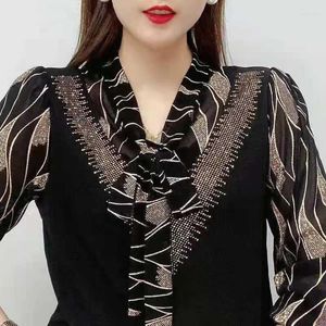 Kvinnors blusar Kvinnor Spring Autumn Style Blus Shirt Loose V-hals Diamanter långärmad lapptäcke Korean Casual Tops DD6634