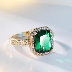 Обручальные кольца Классическое золото наполненное белым цирконом кольцо зеленые драгоценные камни хрустальные женские женские элегантные коктейльные ювелирные украшения