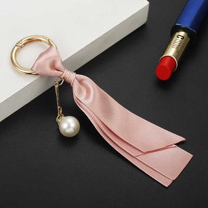 Key Rings Homemade new fashion bag detachable pendant Korean version of the ribbon DIY jewelry accessories pearl keychain k2235 R230301